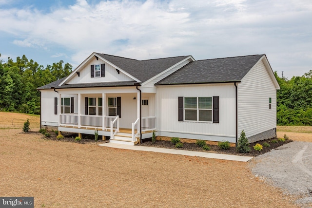 view of front of home featuring a porch