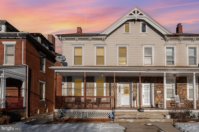 view of front of house featuring covered porch