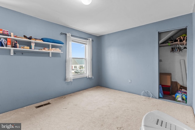 bedroom featuring carpet floors