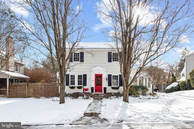 view of front of property