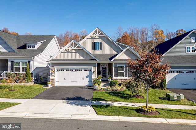 view of front of house with a front lawn