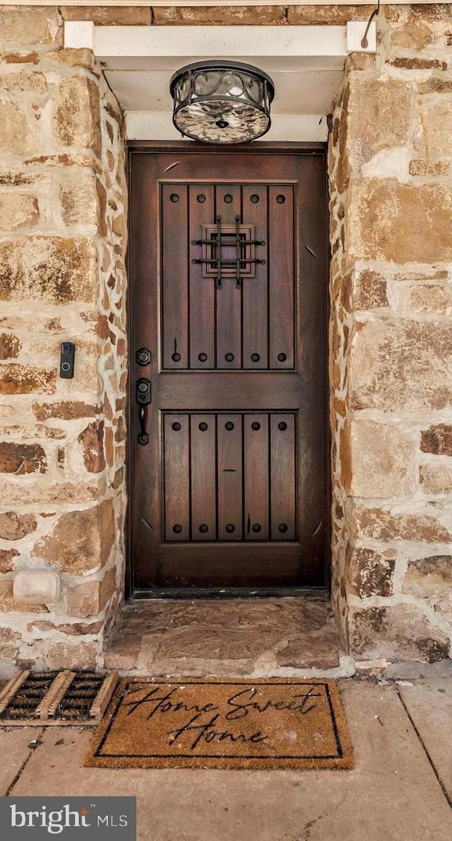 view of property entrance