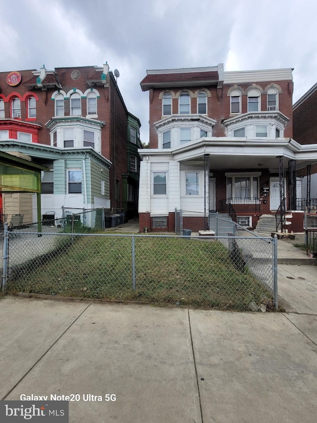 multi unit property with a porch