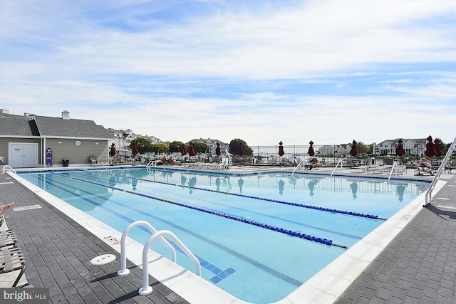 view of swimming pool