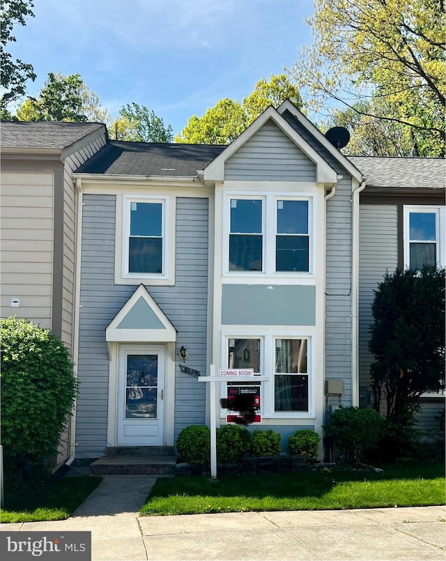 3625 Silver Spruce Cir, Burtonsville, MD 20866 - multi unit property featuring roof with shingles