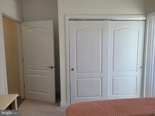 unfurnished bedroom featuring a closet