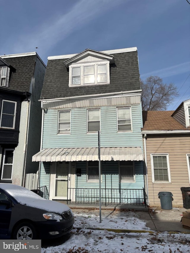 view of front of property with a porch