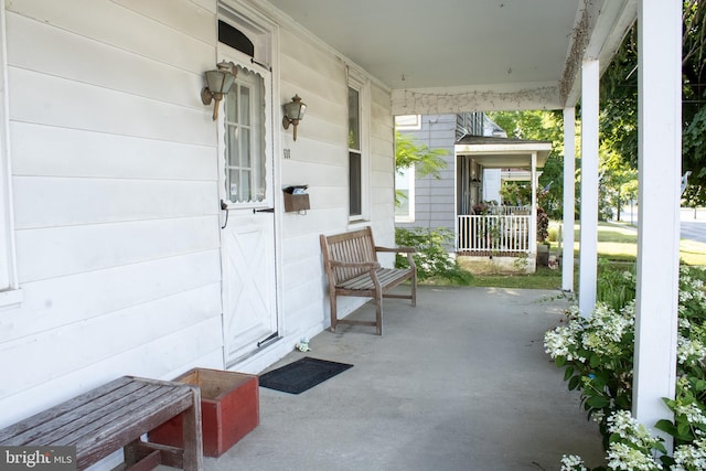 view of patio / terrace with a porch