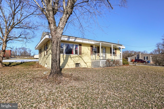 view of front of house with covered porch