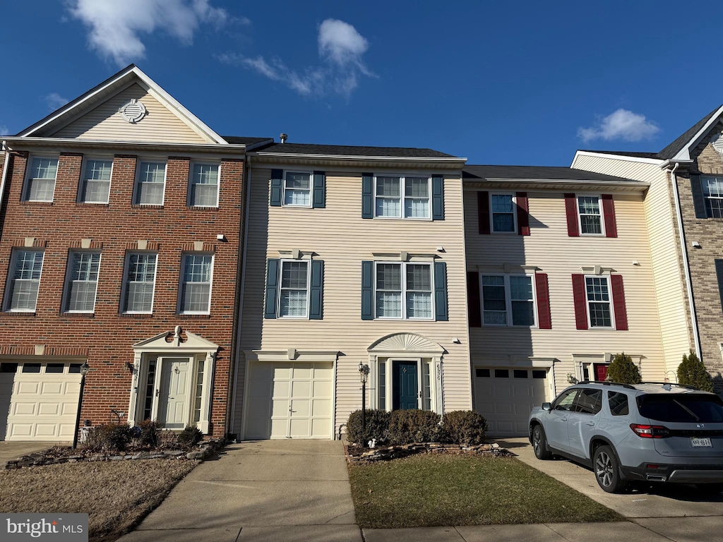 view of townhome / multi-family property