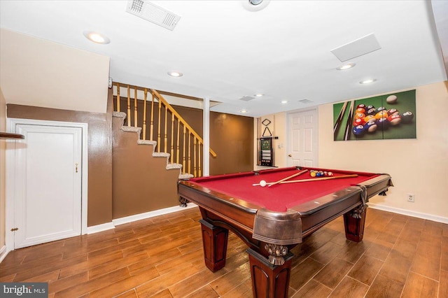 rec room featuring recessed lighting, visible vents, wood finished floors, and pool table