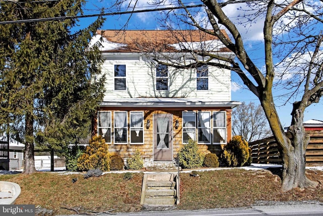 view of front of property