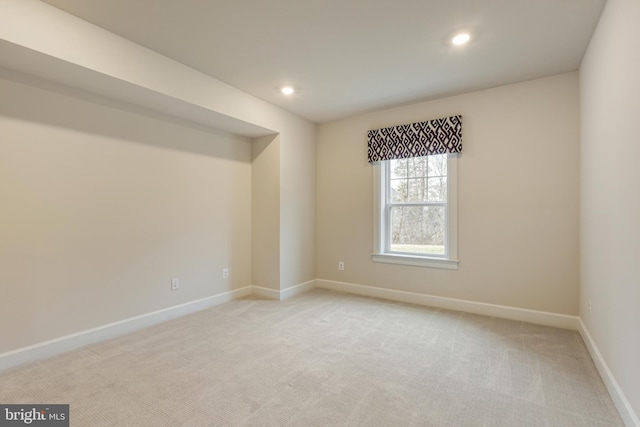 view of carpeted spare room