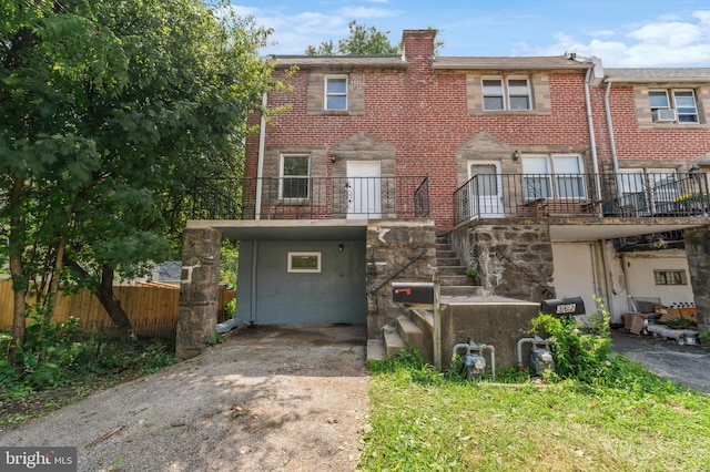 view of front of home