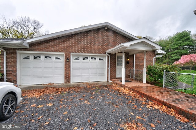 view of front facade with a garage