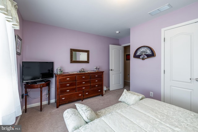 view of carpeted bedroom