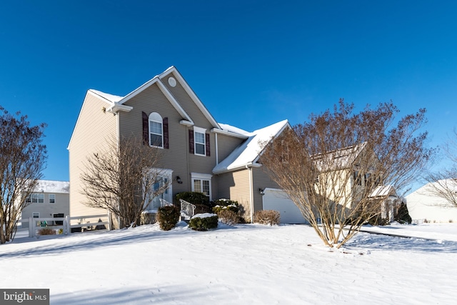 view of front facade featuring a garage