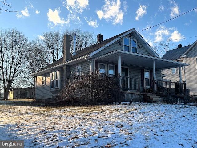 view of front of house featuring covered porch