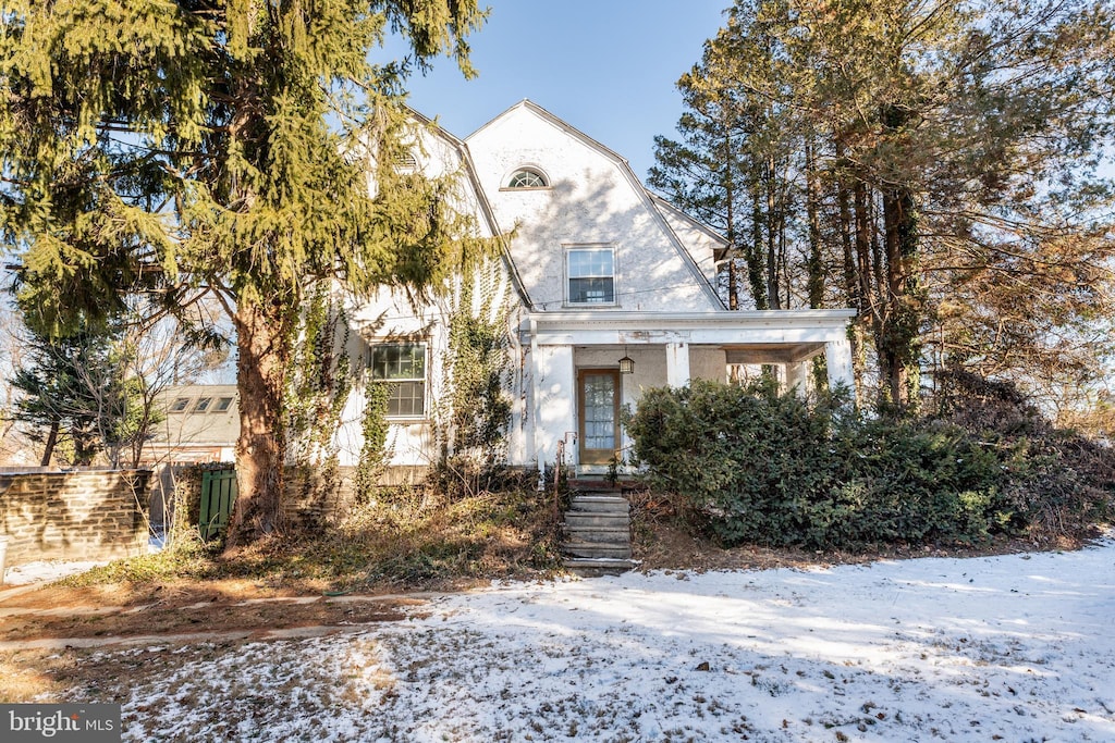 view of front of house