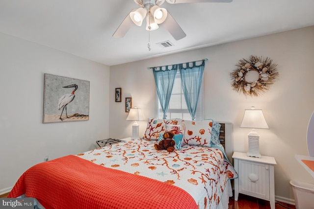 bedroom featuring ceiling fan