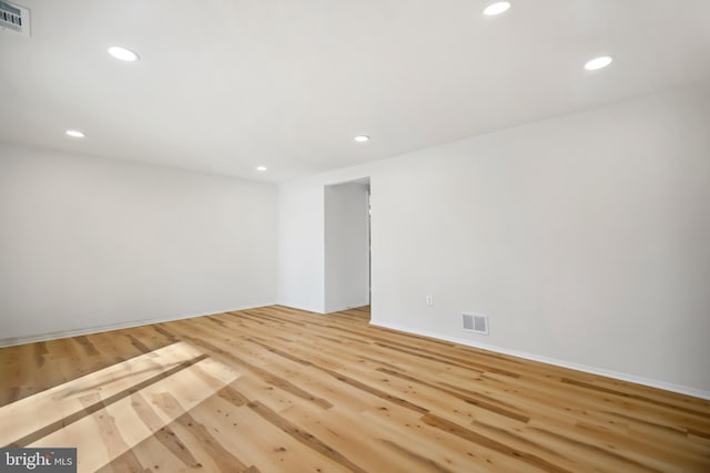 empty room featuring light hardwood / wood-style floors