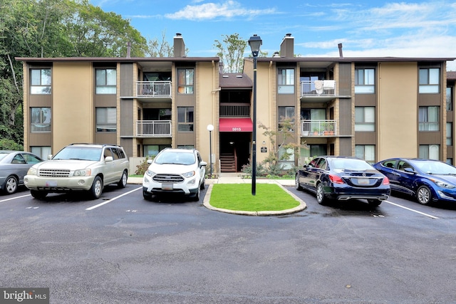 view of building exterior