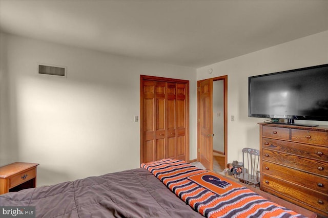 bedroom featuring a closet