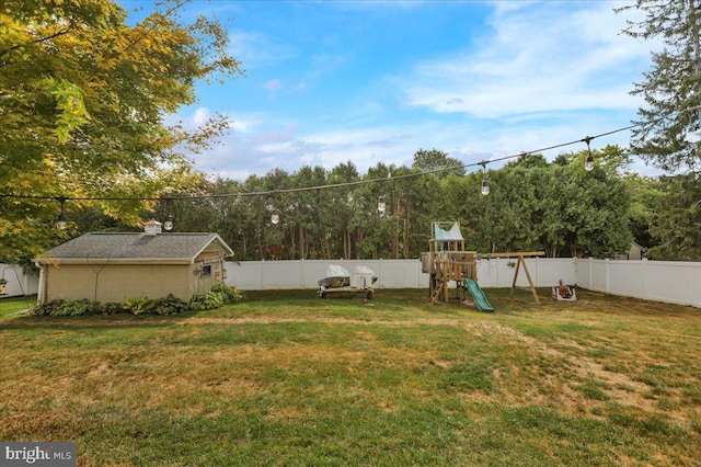 view of yard featuring a playground