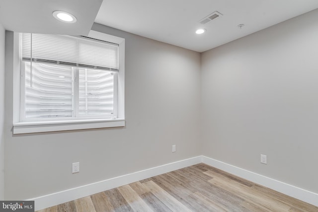 empty room featuring light hardwood / wood-style floors