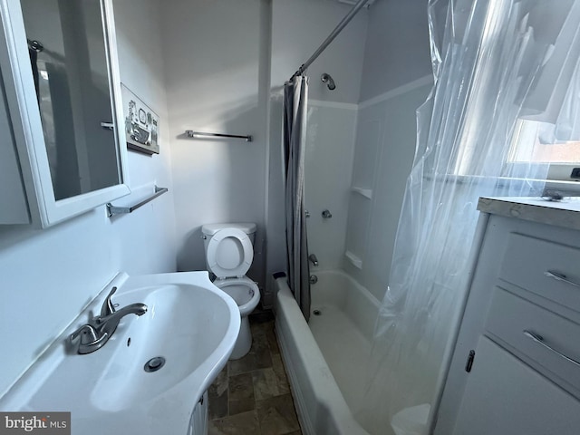 full bathroom featuring vanity, shower / bathtub combination with curtain, and toilet