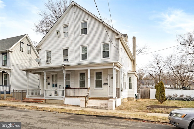 view of front of property with covered porch