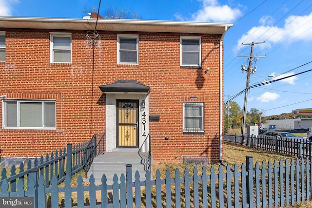 view of front of home