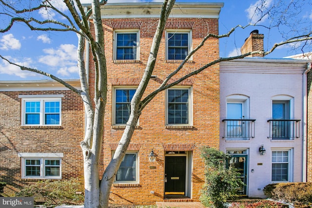 view of townhome / multi-family property