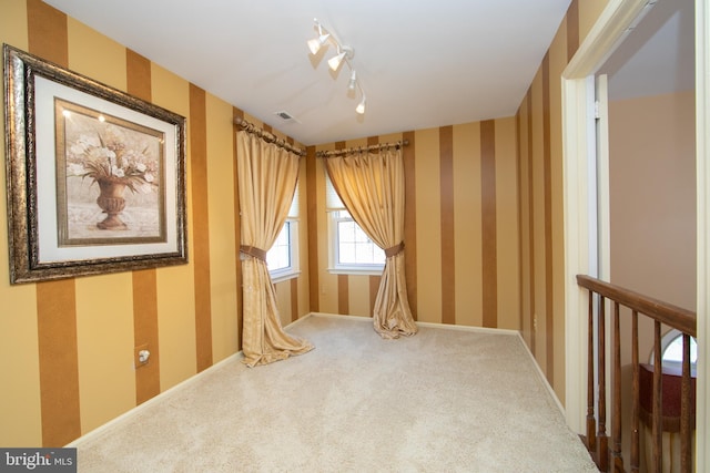 spare room with carpet flooring