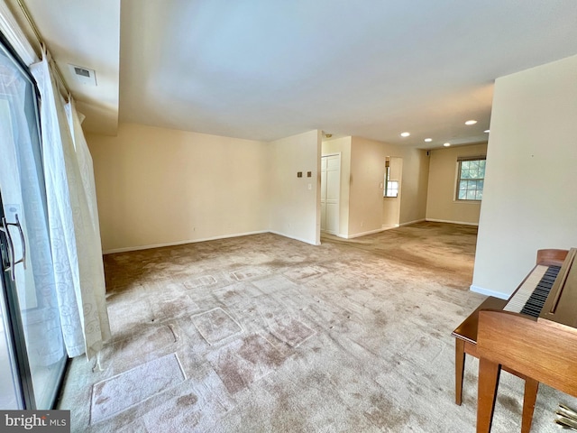 view of carpeted spare room