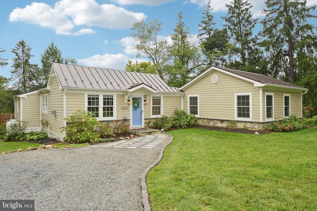 39913 Thomas Mill Rd, Leesburg, VA 20175 - ranch-style home with a standing seam roof, a front lawn, and a metal roof