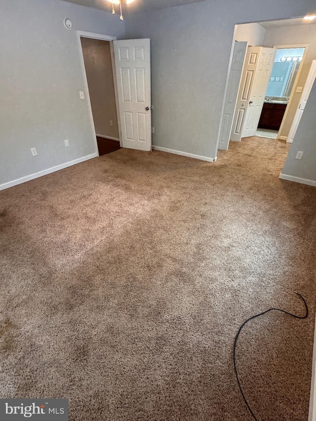 spare room with carpet