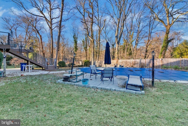 view of yard with a patio