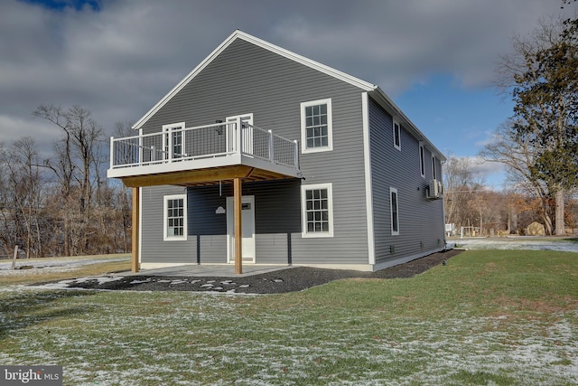 view of front of house featuring a patio area, a front yard, and a deck