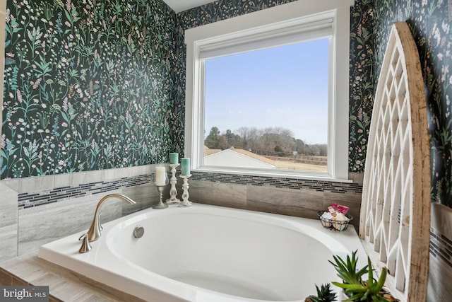 bathroom with a bathtub