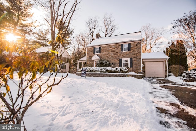 view of front of house with a garage