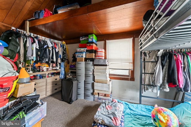 spacious closet featuring carpet flooring