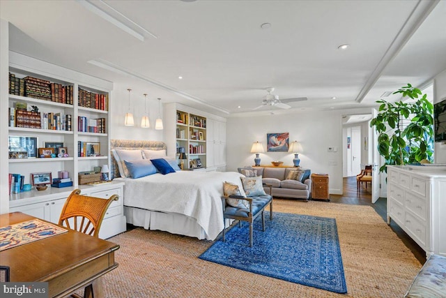 bedroom with ceiling fan