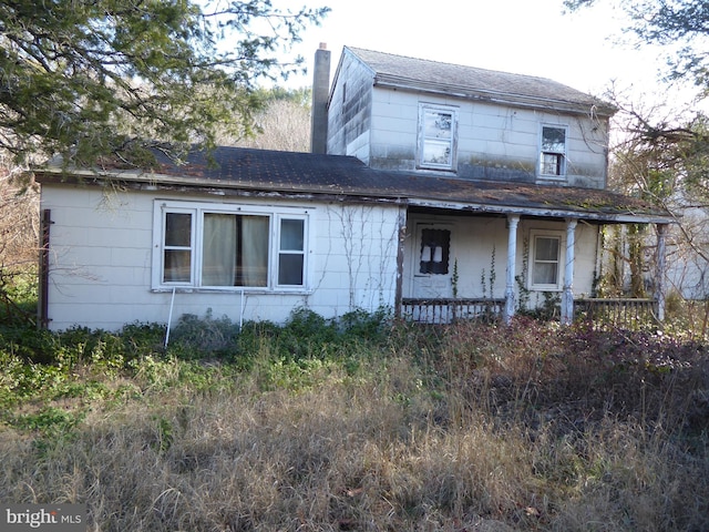 view of front facade with covered porch