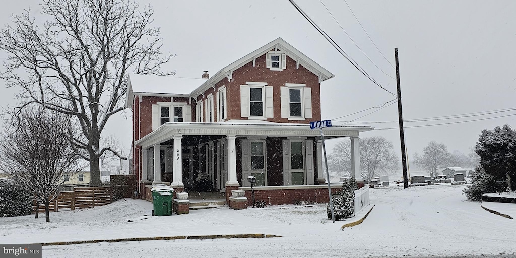 view of front of home