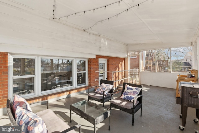 view of sunroom / solarium