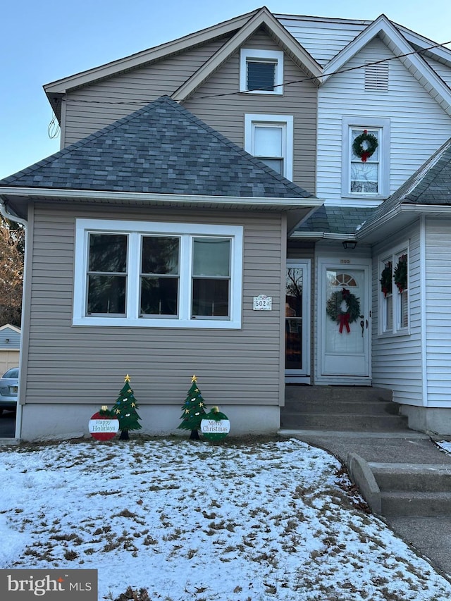 view of front of house