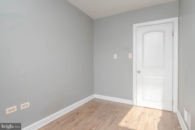 empty room featuring light hardwood / wood-style floors