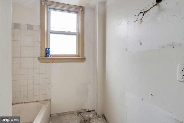 bathroom with a bathtub