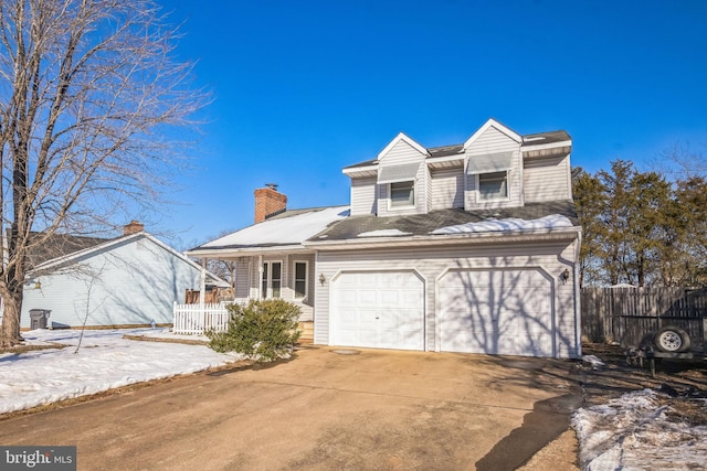 view of front facade featuring a garage